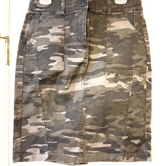 NWT Fatigue Pattern Skirt - sz 6 - Picture 4 of 5
